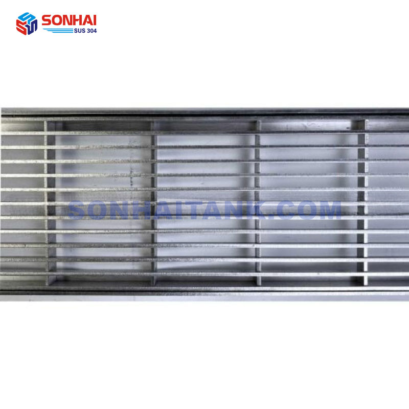 Nắp rãnh thoát nước Grating nan dọc, tiết diện hình chữ nhật - tải thấp
